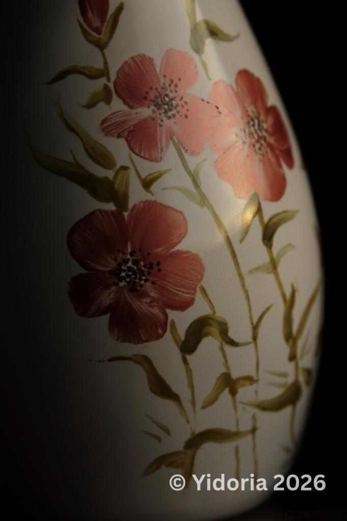 Yidoria Porcelain Photo 3